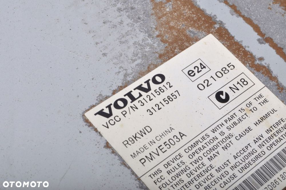 VOLVO S80 II V70 III WZMACNIACZ RADIA 31215657 - 2
