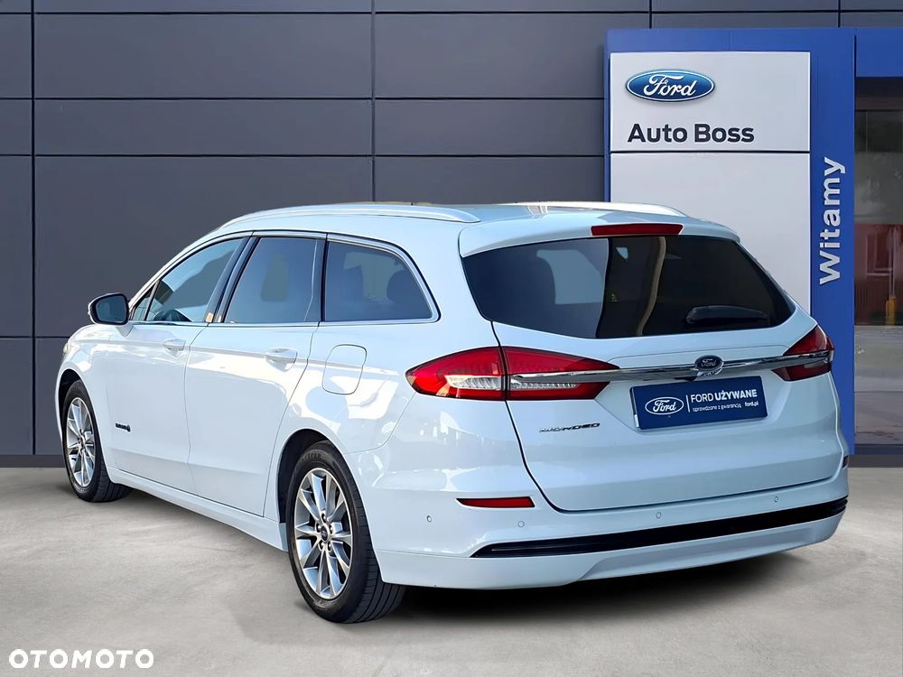 Ford Mondeo 2.0 Hybrid Titanium - 3