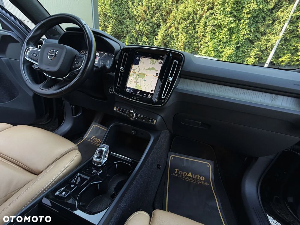 Volvo XC 40 D4 AWD Inscription - 16