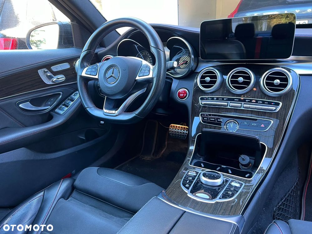 Mercedes-Benz Klasa C AMG 43 4Matic 9G-TRONIC - 16