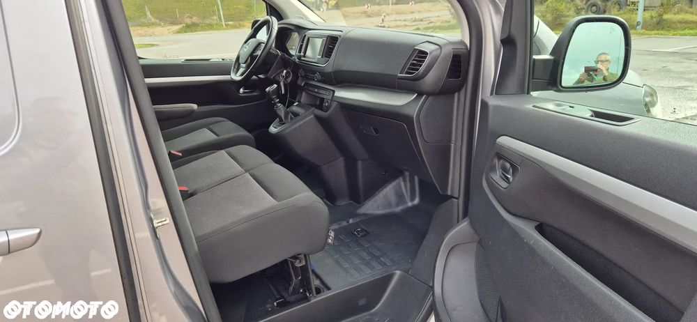 Opel Vivaro - 9