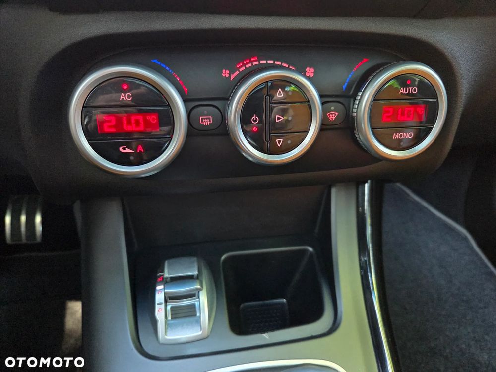 Alfa Romeo Giulietta 1.6 JTDM Distinctive - 22