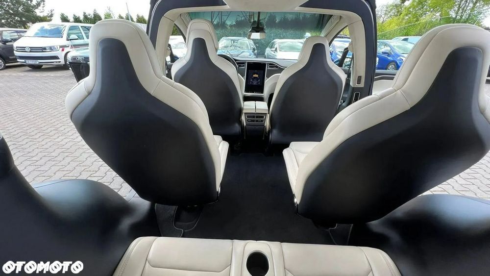 Tesla Model X Long Range Plus - 20