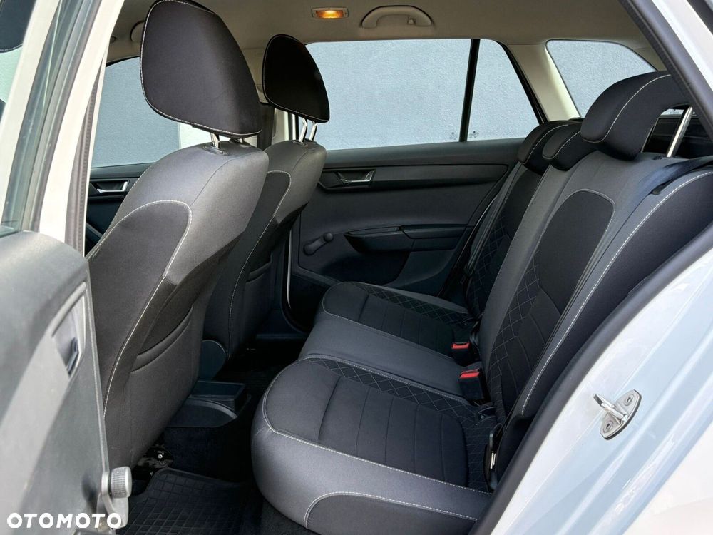 Skoda Fabia 1.0 TSI Ambition - 12