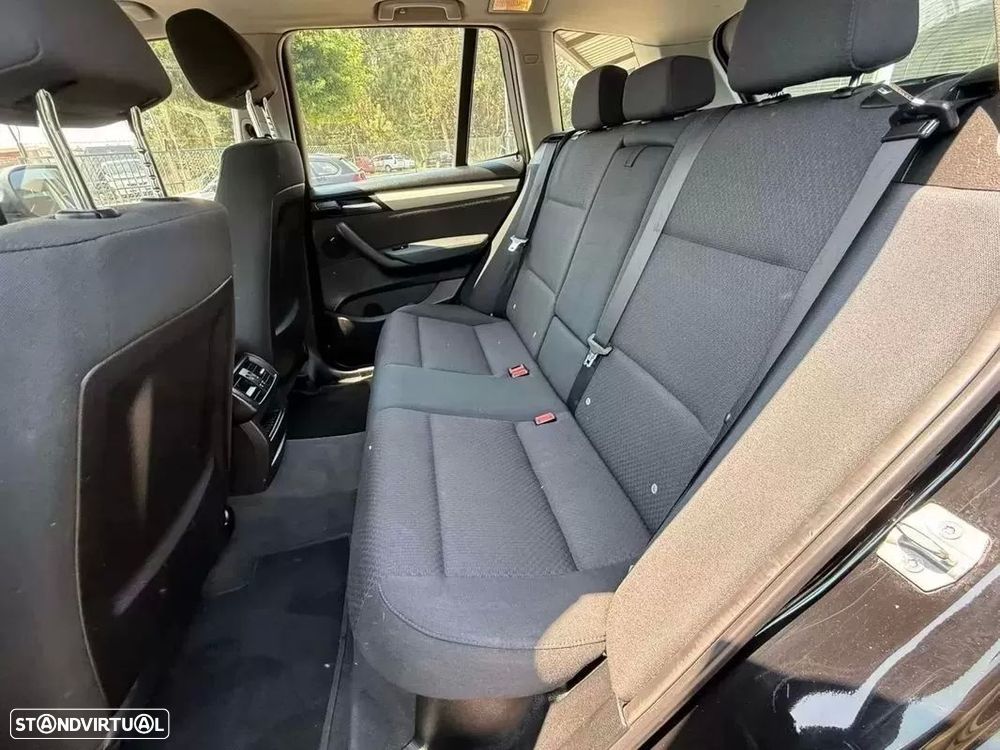 BMW X3 18 d sDrive - 19