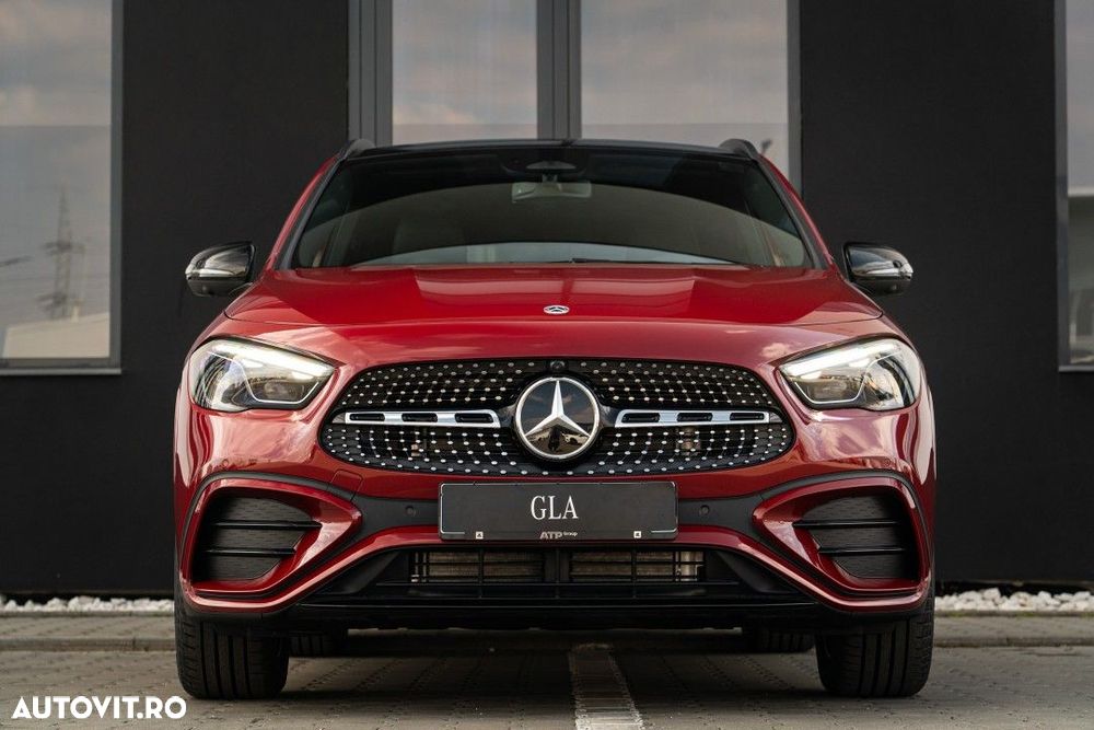Mercedes-Benz GLA - 2