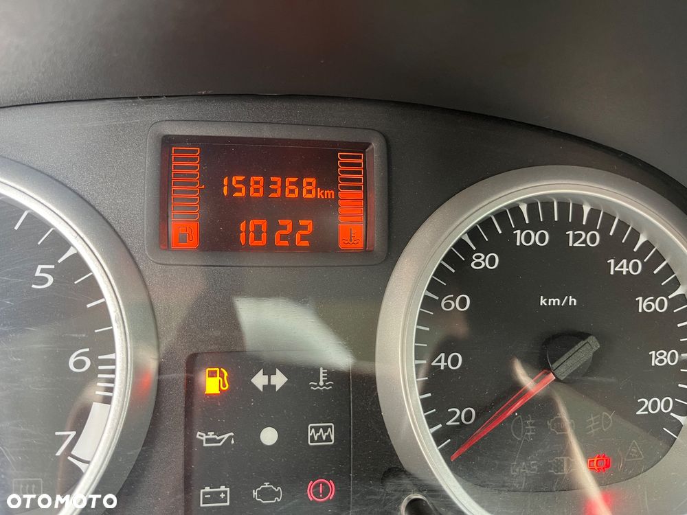 Dacia Duster 1.6 Laureate - 17