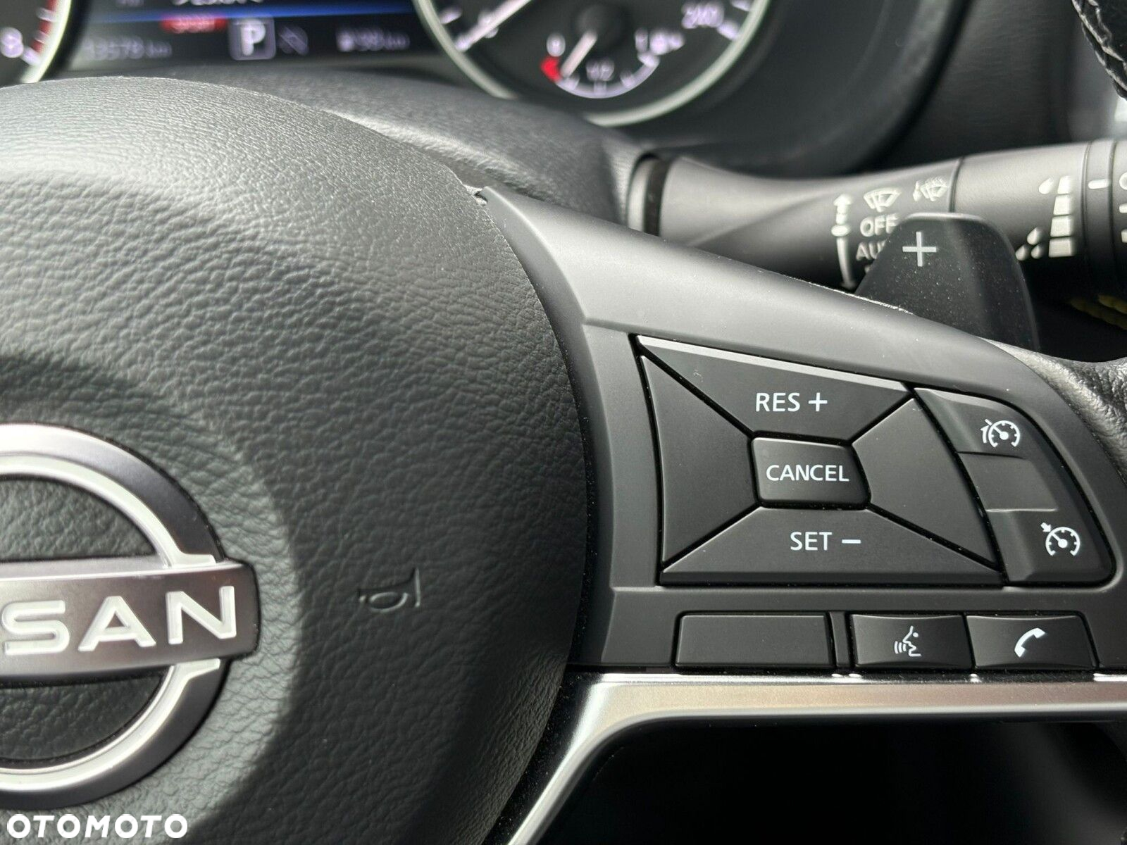 Nissan Juke 1.0 DIG-T Kiiro DCT - 14