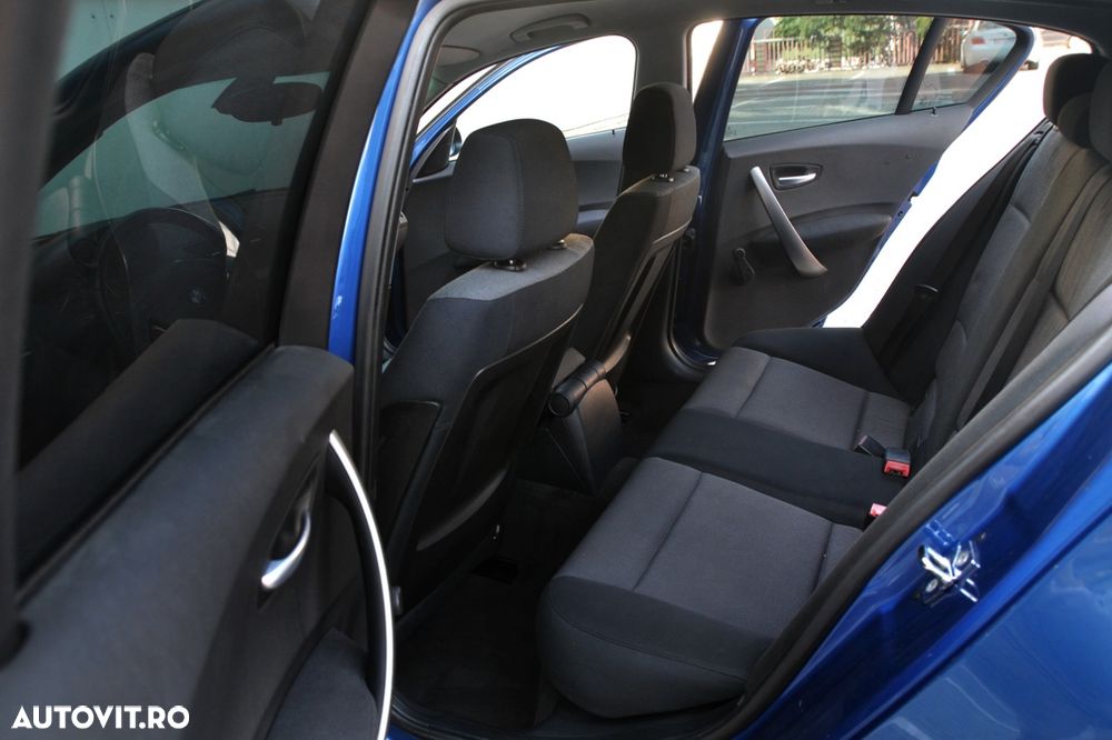 BMW Seria 1 118d - 18