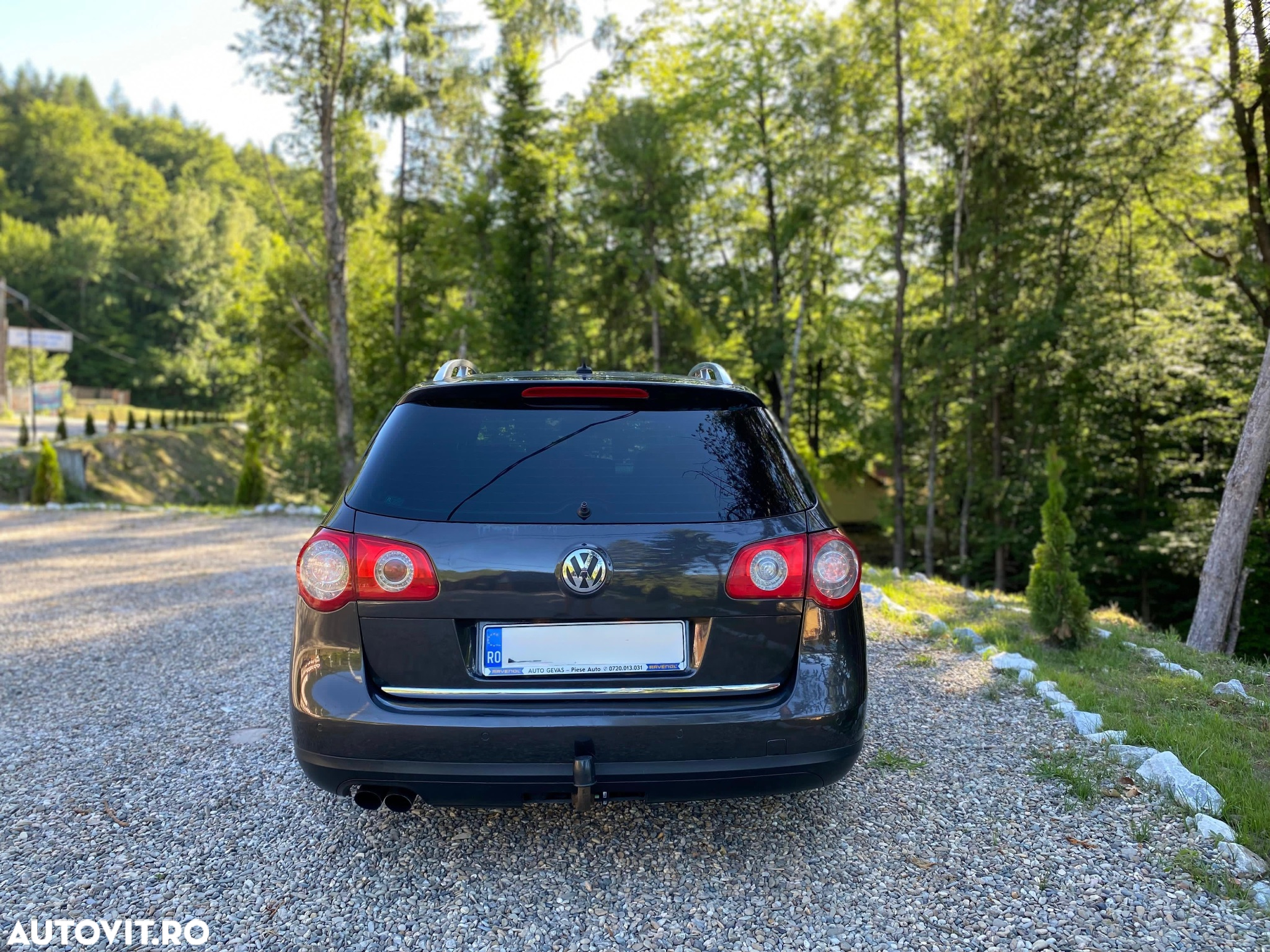 Volkswagen Passat 2.0TDI Sportline DPF DSG - 9