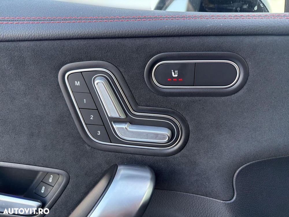 Mercedes-Benz CLA 250 e 8G-DCT AMG Line - 16