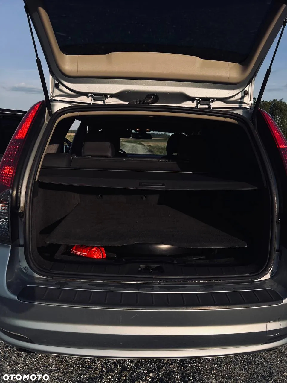 Volvo V50 T5 R-Design - 8