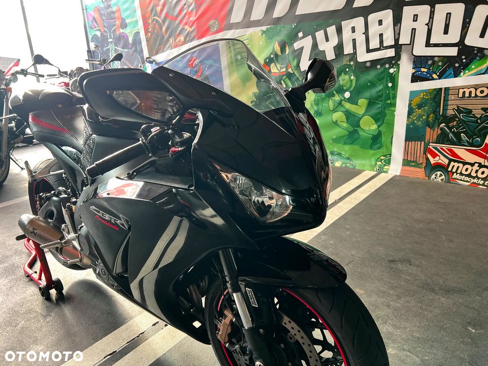 Honda CBR - 6