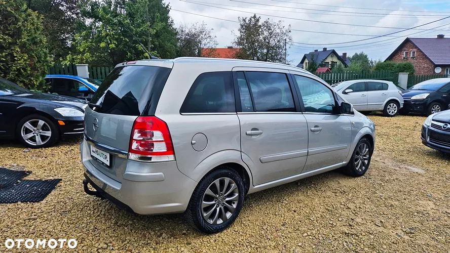 Opel Zafira 1.8 Cosmo EasyTronic EU5 - 14