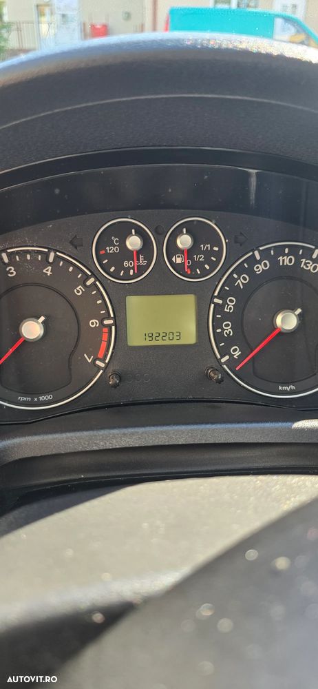 Ford Fiesta 1.4 Trend - 5