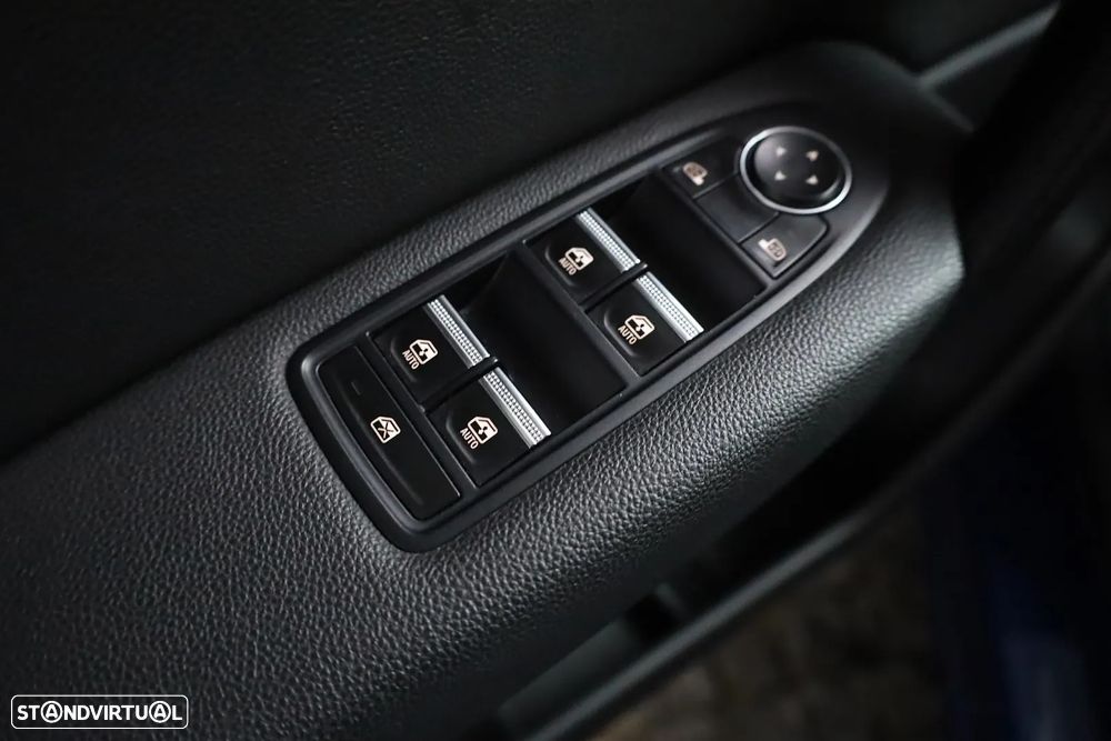 Renault Captur 1.0 TCe Intens - 44