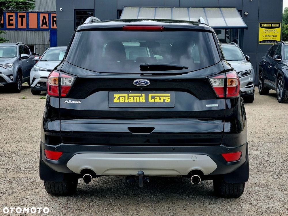 Ford Kuga 1.5 EcoBoost 2x4 Titanium - 6