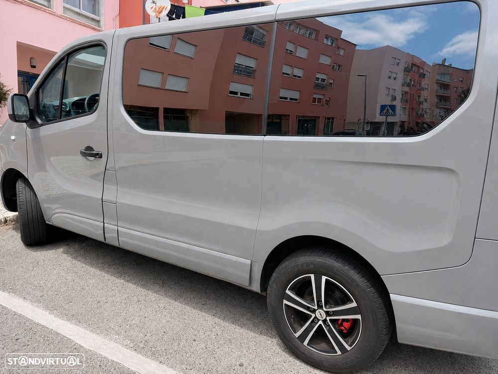 Opel Vivaro — fotografia 2
