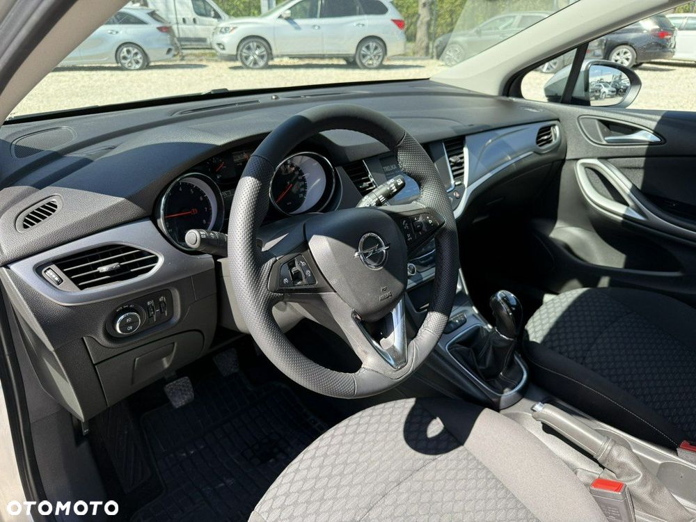 Opel Astra 1.4 T Enjoy S&S - 25