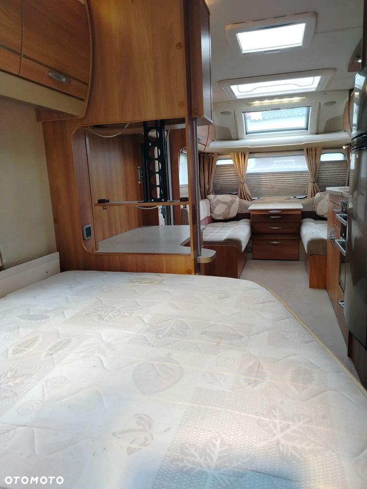 SWIFT Conqueror 630 - 35