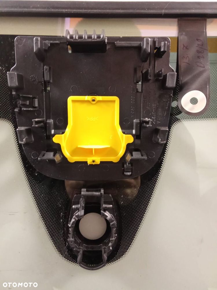 Szyba przednia AUDI A4 2015- - 4