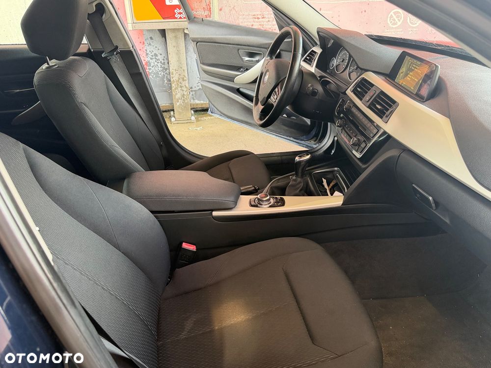 BMW Seria 3 316d Luxury Line EU6 - 6