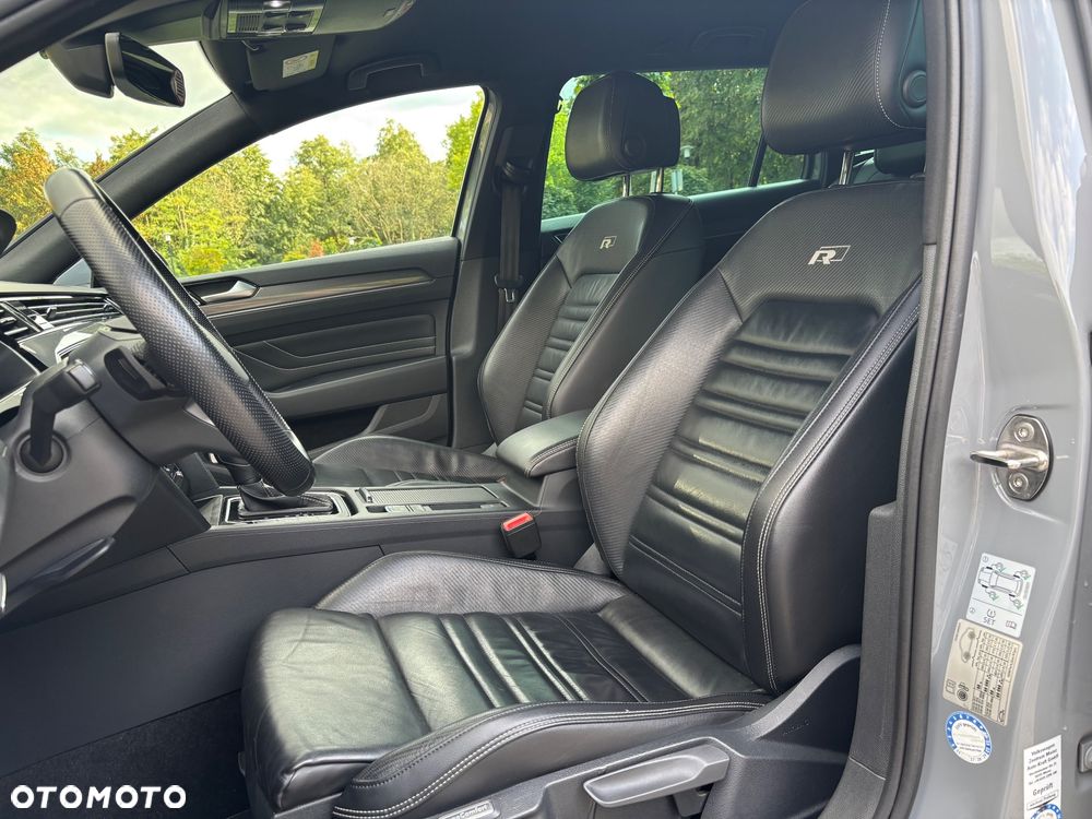 Volkswagen Passat 2.0 TDI SCR Style DSG - 27