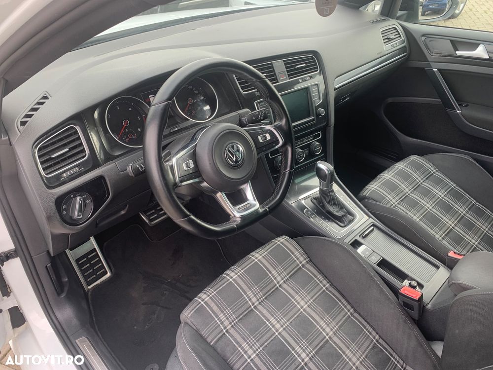Volkswagen Golf GTD (BlueMotion Technology) DSG - 8