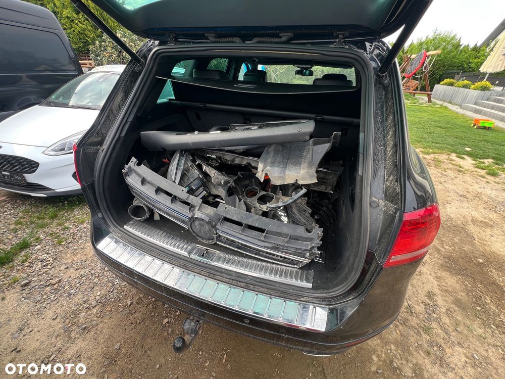 Volkswagen Touareg 3.0 V6 TDI BMT R-Style - 9
