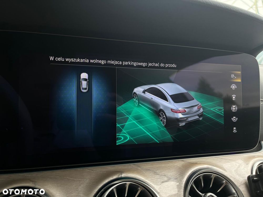 Mercedes-Benz Klasa E 200 4-Matic AMG - 23