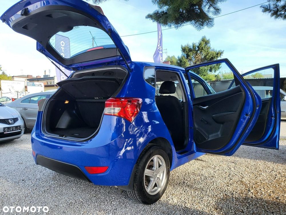 Hyundai ix20 - 12