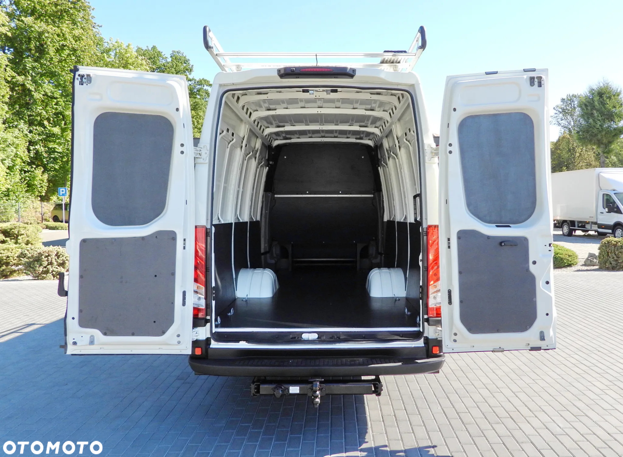 Iveco DAILY 35C17 FURGON BRYGADÓWKA 6 MIEJSC TEMPOMAT BLIŹNIACZE KOŁA KLIMATYZACJA 170KM [ 009678 ] - 13