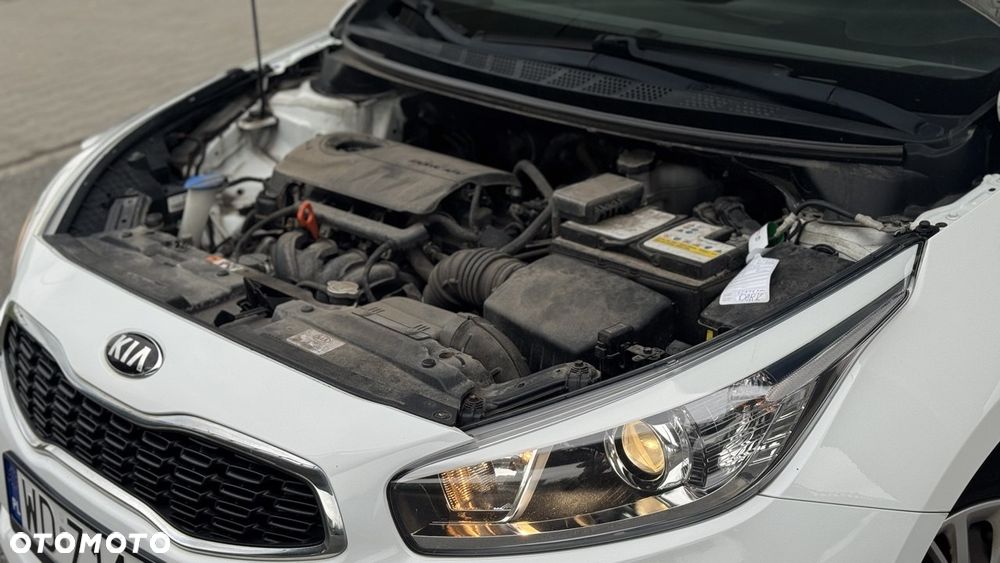 Kia Ceed 1.4 CVVT Attract - 30
