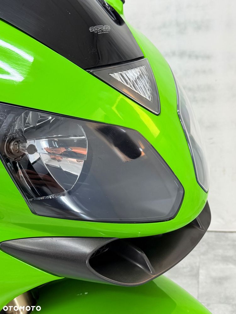 Kawasaki ZXR - 16