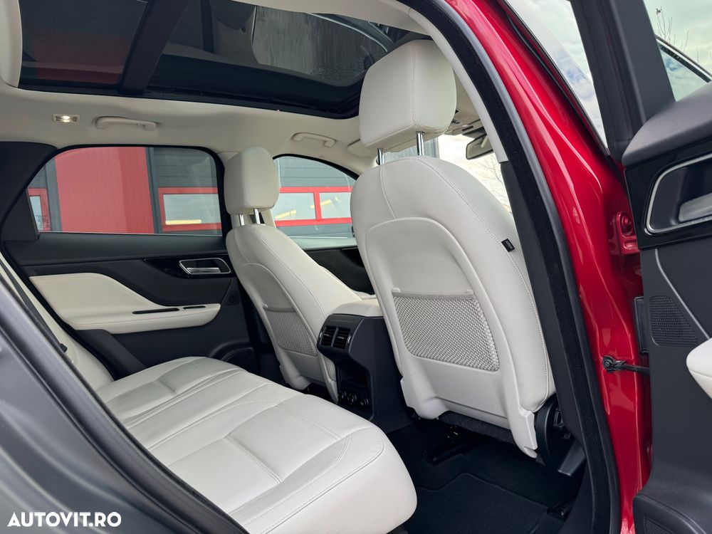 Jaguar F-Pace 20d AWD Aut. Prestige - 6