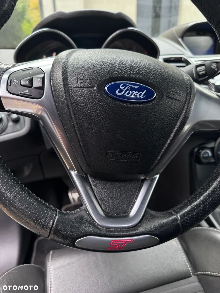 Ford Fiesta ST200 - 28
