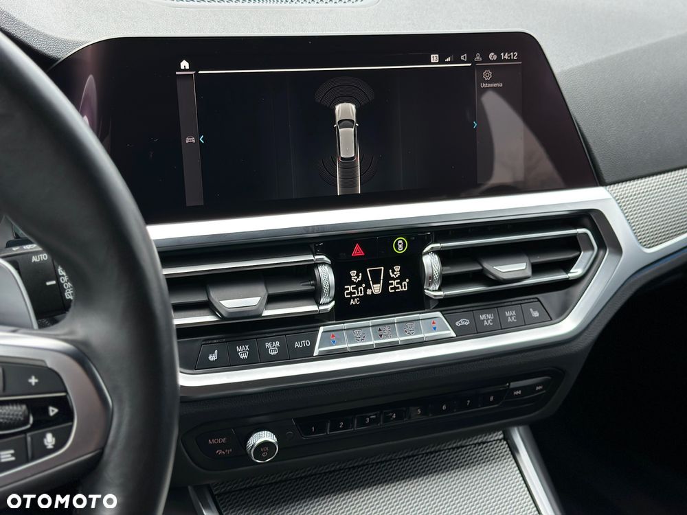 BMW Seria 3 330e iPerformance M Sport - 26