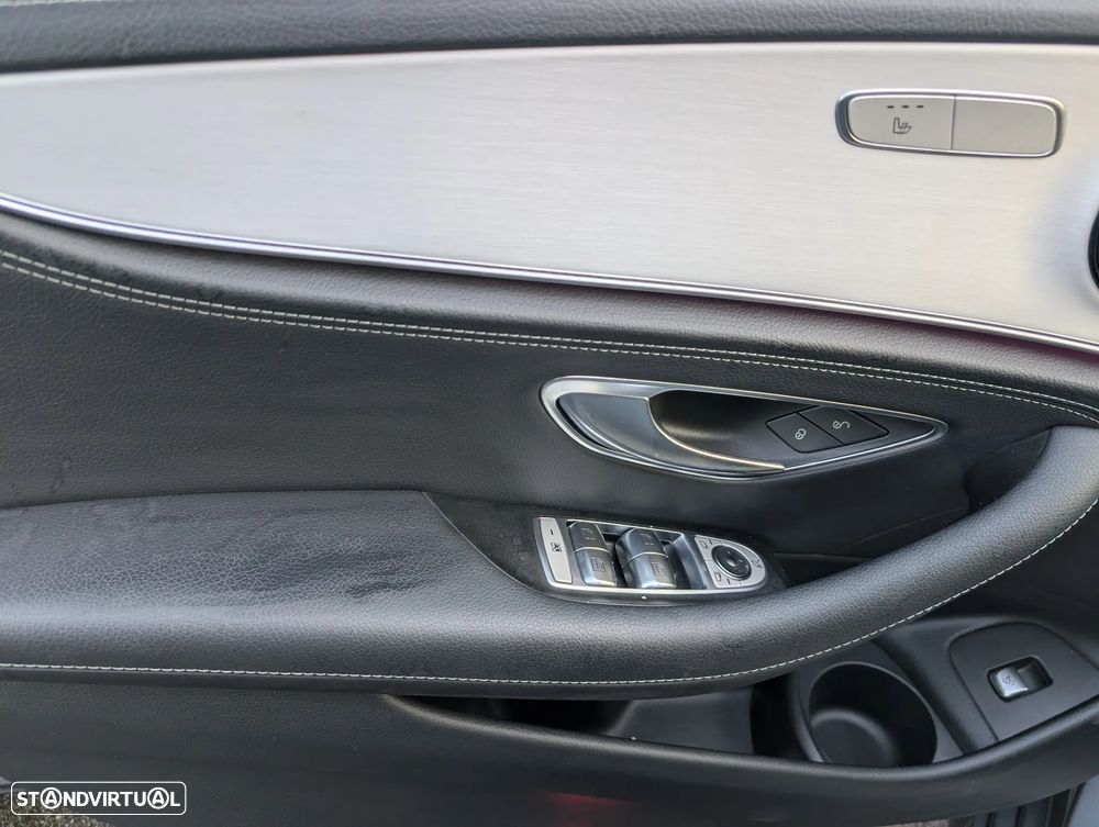 Mercedes-Benz E 300 de AMG Line - 14