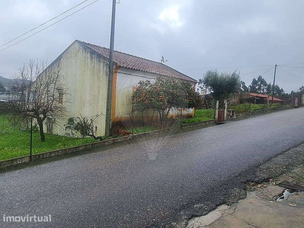 Moradia T6 para venda - Grande imagem: 2/16