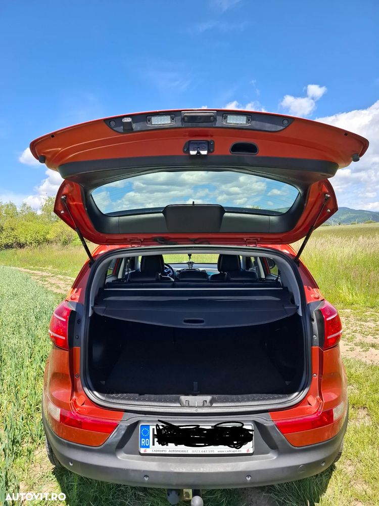 Kia Sportage 2,0 CRDI AWD Vision - 6