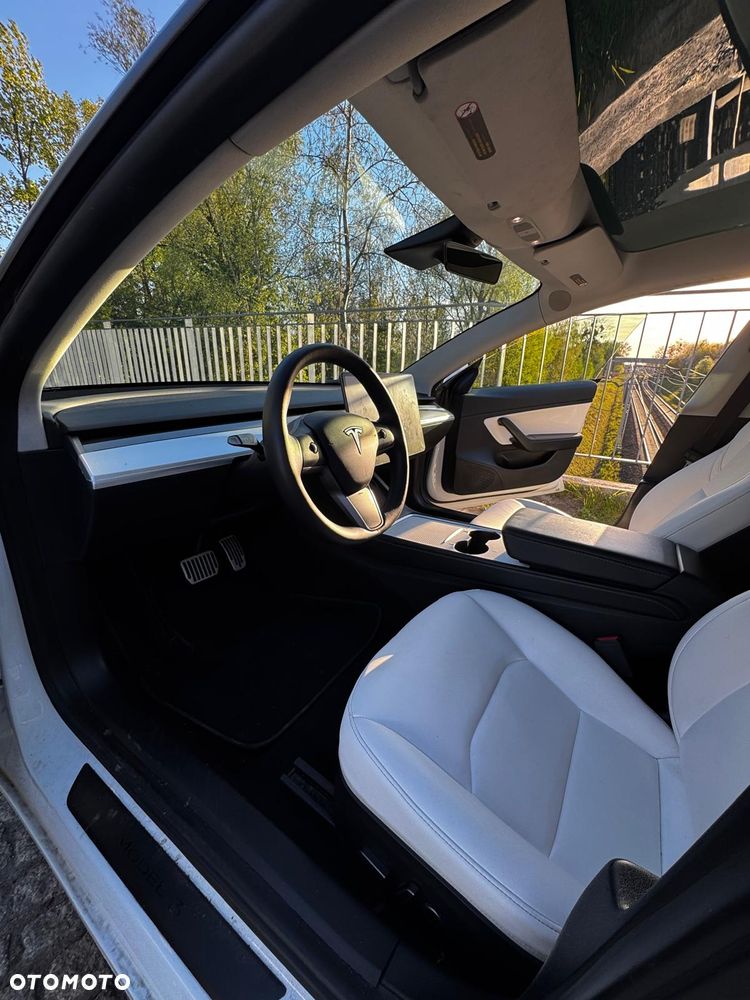 Tesla Model 3 Standard Reichweite Plus Hinterradantrieb - 14