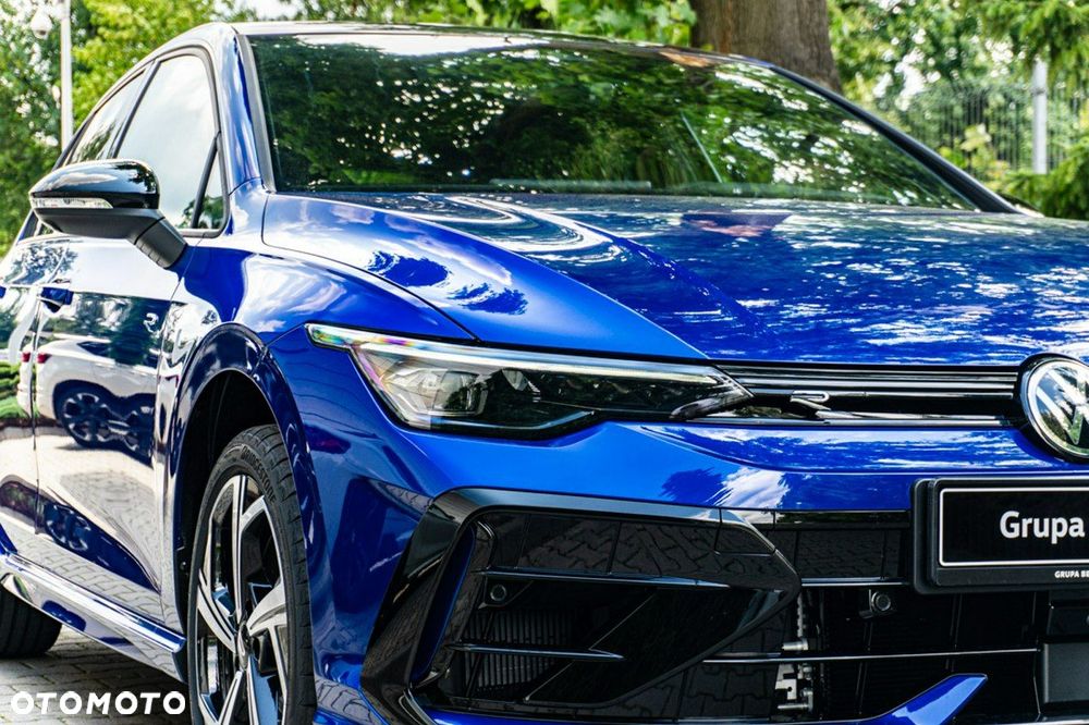 Volkswagen Golf - 11