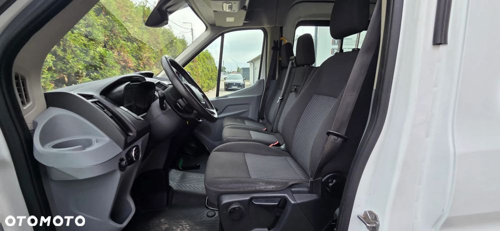 Ford Transit - 30