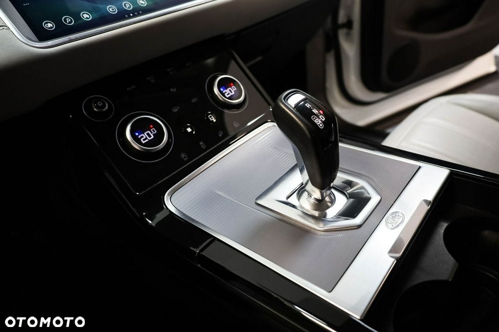 Land Rover Range Rover Evoque - 24