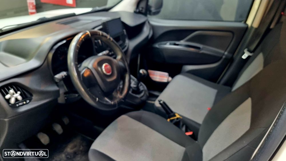 Fiat DOBLO 1.3 - 3 LUGARES - 7