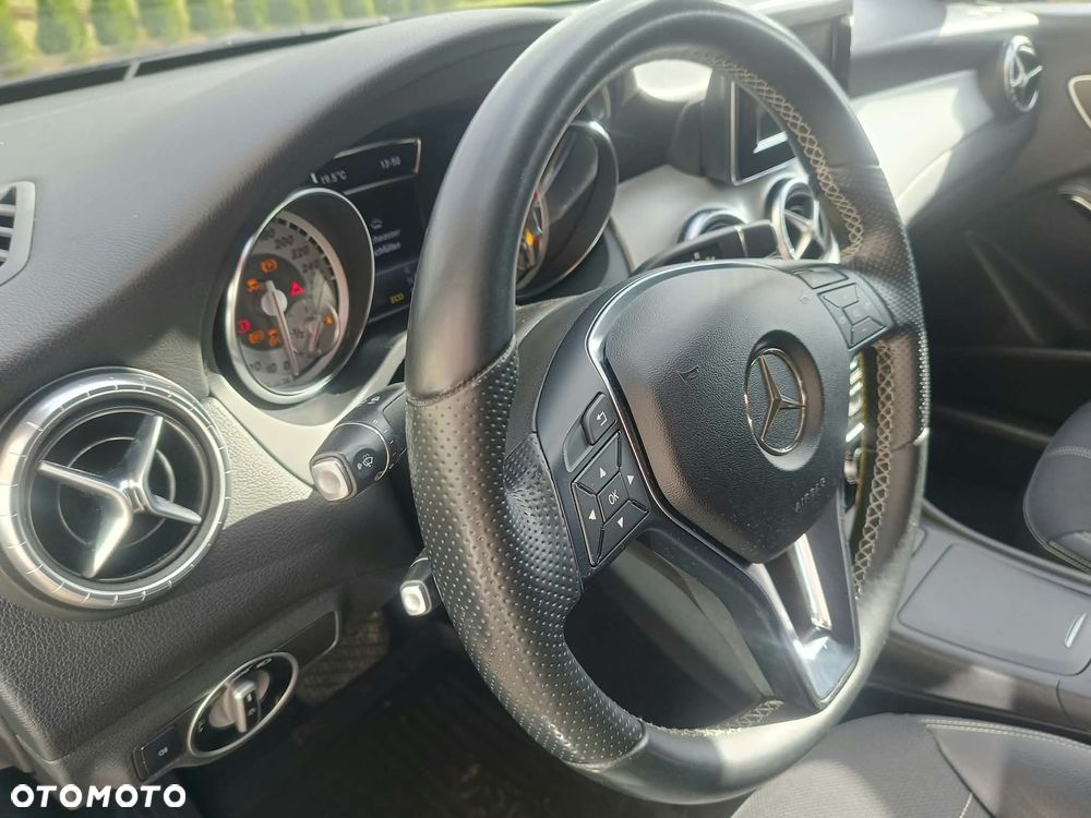 Mercedes-Benz CLA - 14