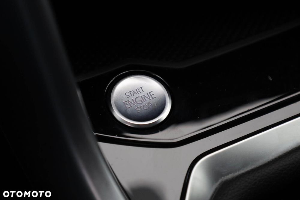 Volkswagen T-Roc 1.5 TSI Life DSG - 27