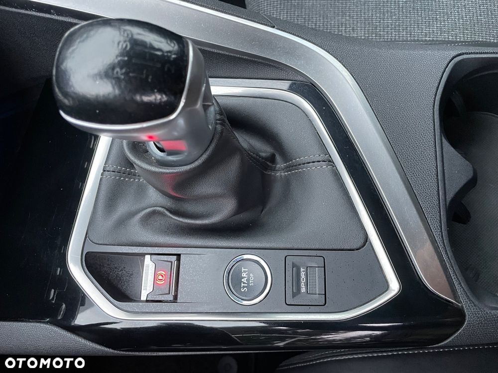 Peugeot 3008 PureTech 130 Stop & Start Allure - 18