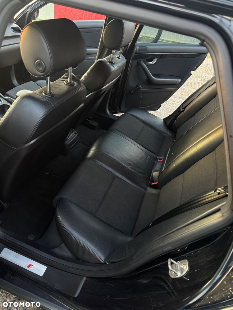 Audi A4 Avant - 16