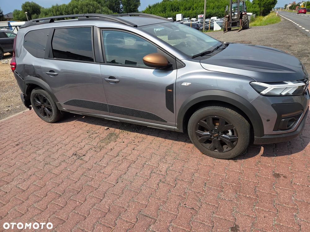 Dacia Jogger TCe 110 (7-Sitzer) Essential - 12